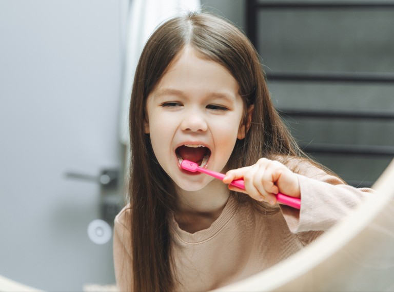 Recesja dziąseł u dzieci